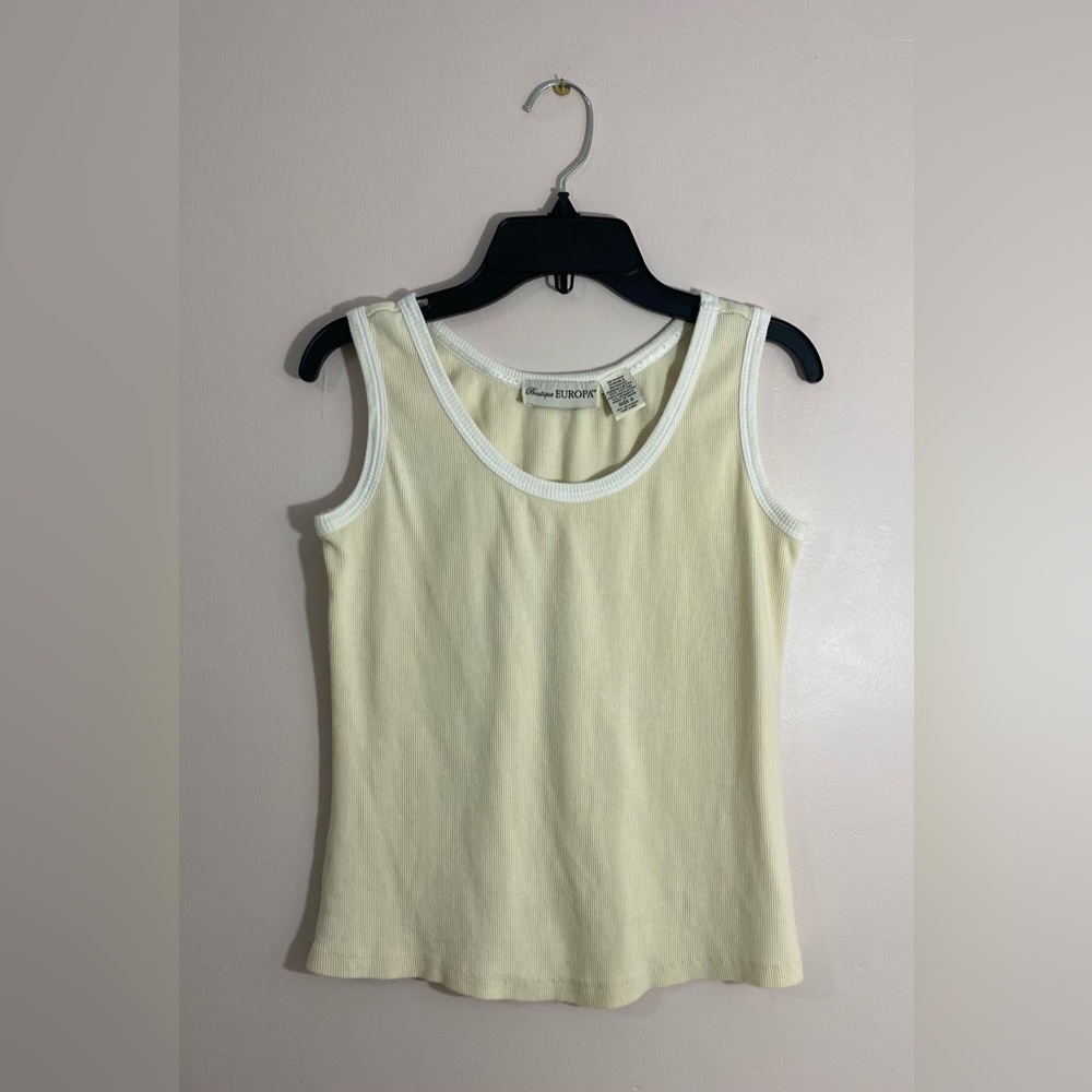 Boutique Europa Women’s Beige Tank